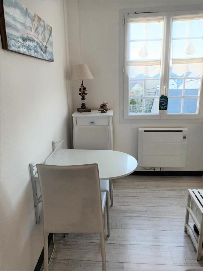 Le Petit Cabourg De La Cour Normande Studio Coeur De Ville -1 A 2 Personness Exteriör bild