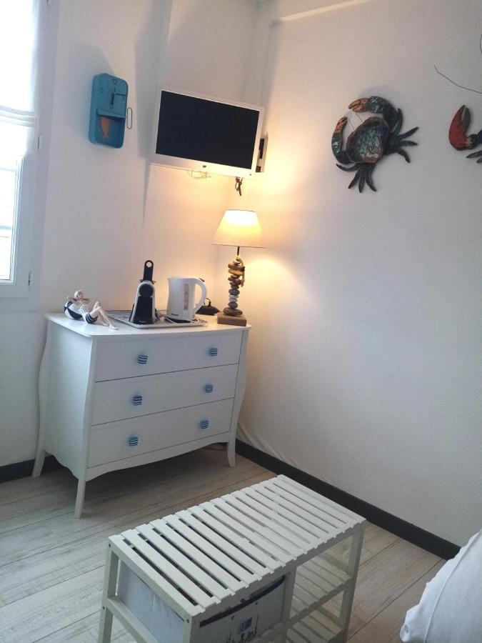 Le Petit Cabourg De La Cour Normande Studio Coeur De Ville -1 A 2 Personness Exteriör bild